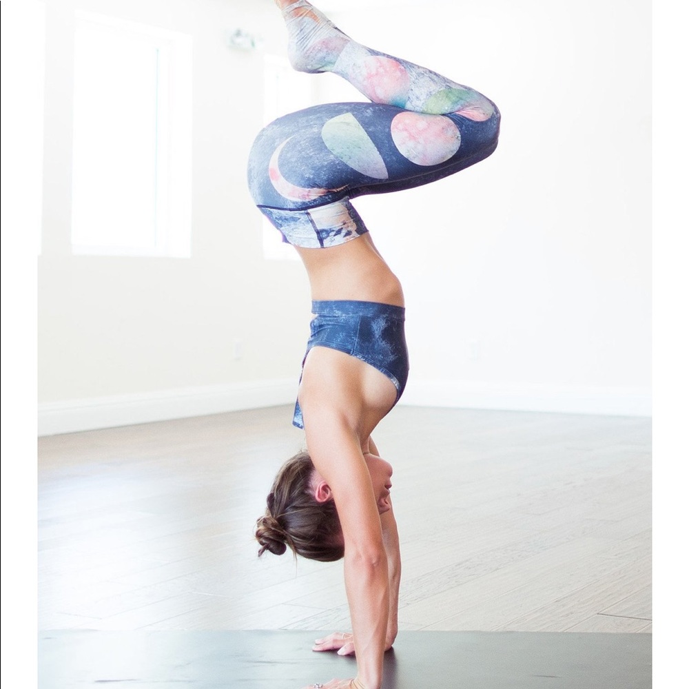 Jiva Shop moon cycle tie dye marble leggings